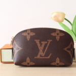 LV Cosmetic Pouch PM(HIGH-END GRADE) - Image 2