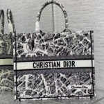 LARGE DIOR BOOK TOTE - Image 2