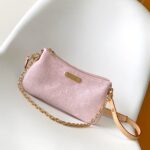 LV Pochette Liv - Image 2