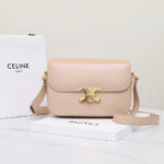 CELINE CLASSIQUE TRIOMPHE BAG in shiny calfskin(HIGH-END GRADE) - Image 2