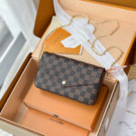 LV Pochette Félicie - Image 2