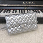 CHANEL Classic Flap Medium(High-end Grade) - Image 2