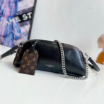 LV Pochette Vibe - Image 2