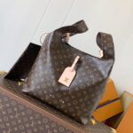 LV Atlantis GM(HIGH-END GRADE) - Image 2