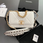CHANEL 19 Wallet on Chain(high-end grade) - Image 2