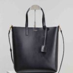 YSL SHOPPING SAINT LAURENT TOY IN LEATHER - Image 2