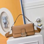 Fendi Baguette - Image 2