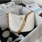 CHANEL HOBO HANDBAG - Image 2