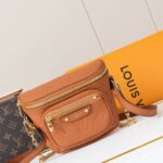 LV Mini Bumbag - Image 2