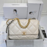 CHANEL 19 MAXI HANDBAG - Image 2