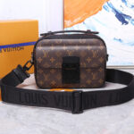 LV S LOCK MESSENGER - Image 2