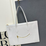 CLINE FLAT CABAS NEW LUGGAGE IN GLOSSY CALFSKIN - Image 2