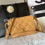 CHANEL MINI FLAP - Image 2