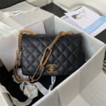 CHANEL FLAP BAG - Image 2