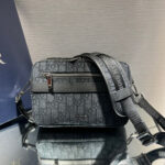 DIOR SAFARI MESSENGER BAG - Image 3