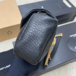 YSL calypso medium in grained lambskin - Image 3