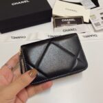 CHANEL Zipper wallet - Image 3