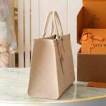 LV Onthego MM - Image 3