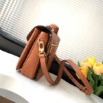 LV Pochette Métis - Image 3