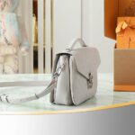 LV Pochette Métis - Image 3