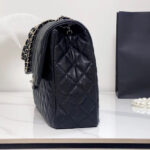 Chanel XXL Flap Bag(HIGH-END GRADE) - Image 3