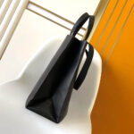 LV Shopper Tote MM - Image 3