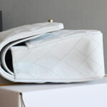 CHANEL CLASSIC FLAP HANDBAG(High-End Grade) - Image 3