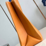 LV Shopper Tote MM - Image 3