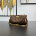 LV Pochette Eva - Image 3