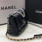 CHANEL 19 Handbag - Image 3