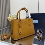 Prada Galleria medium Saffiano leather bag(HIGH-END GRADE) - Image 3