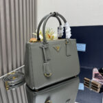 Prada Galleria medium Saffiano leather bag(HIGH-END GRADE) - Image 3