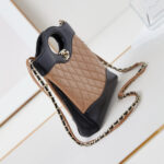 CHANEL 31 Mini Shopping Bag - Image 3