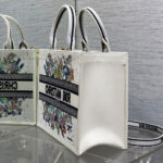 Dior Lucky Medium Dior Book Tote - Image 3