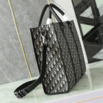 Dior Large East-West Tote Bag - Image 3