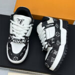 LV Trainer Maxi Sneaker - Image 3