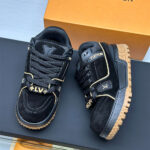 LV Trainer Maxi Sneaker - Image 3