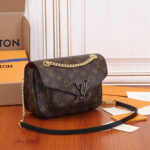 LV Passy Handbag - Image 3