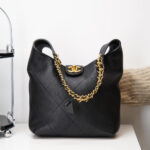 CHANEL Large Hobo Bag(HIGH-END GRADE) - Image 4