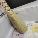 CHANEL HOBO HANDBAG - Image 3