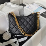 CHANEL HOBO HANDBAG - Image 3
