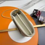 YSL NIKI medium in grained lambskin - Image 3