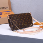 Louis Vuitton Favorite MM - Image 3