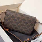 CELINE TRIOMPHE SHOULDER BAG - Image 3