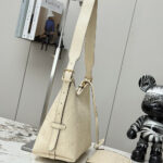 LV CarryAll PM(HIGH-END GRADE) - Image 3