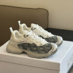 Christian Dior Vibe Sneaker - Image 3