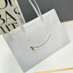 CLINE FLAT CABAS NEW LUGGAGE IN GLOSSY CALFSKIN - Image 3