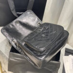 SAINT LAURENT NIKI MEDIUM IN CRINKLED VINTAGE LEATHER - Image 3