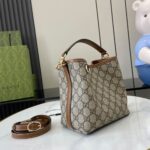 GG Emblem small bucket bag - Image 3