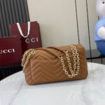 GG Marmont medium shoulder bag - Image 4